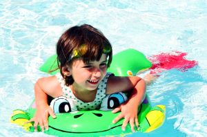 Siguranta copilului la piscina