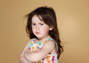 Agresivitatea copiilor – cauze si instrumente empatice de gestionare