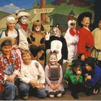 Muzicantii din Bremen.Prietenii la nevoie se cunosc sau nevoia i-a adus impreuna?