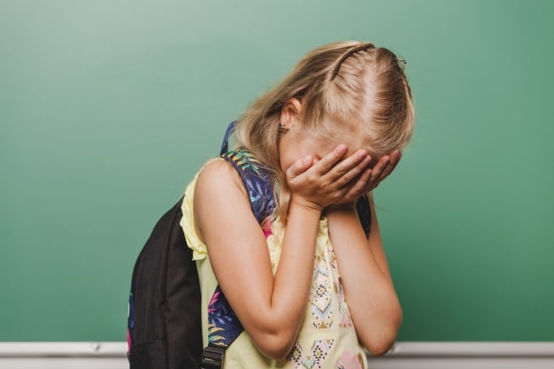 abilitati care il ajuta pe copil sa faca fata bullying-ului