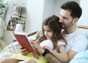 Cum il inveti pe copil despre increderea in sine – Povestea „Liliacul se joaca cu mingea”