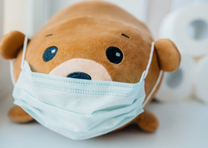 Coronavirusul in jocurile copiilor