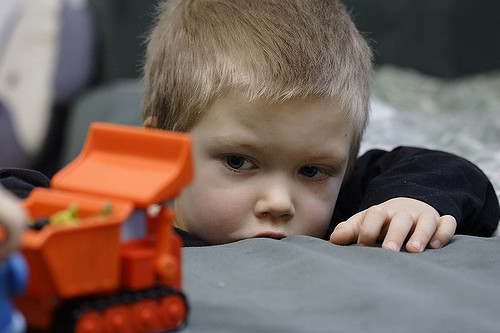 cum isi fac copiii prieteni