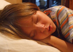 somnul copiilor si fericirea parintilor