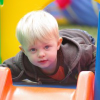 Lungul drum al acceptarii