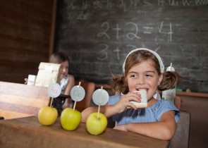 copilul se plictiseste la scoala