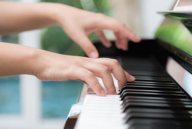 cursurile de muzica si rezultatele scolare ale copiilor