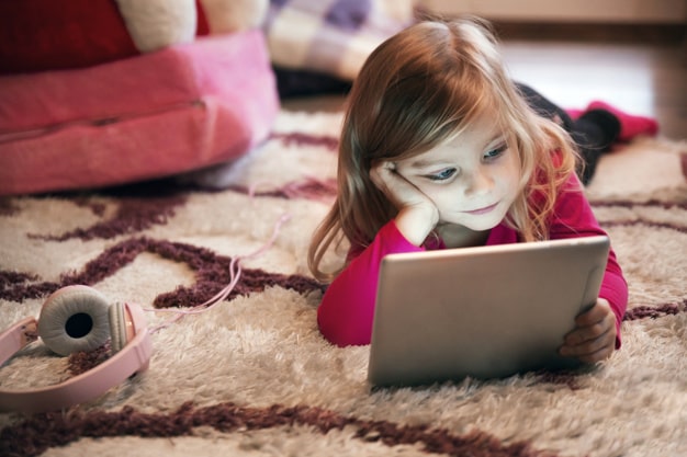 activitati online pentru copii in perioada izolarii