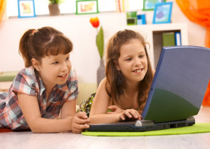 Pasiunea copiilor pentru digital si siguranta lor cibernetica