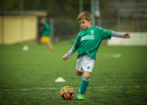 Cursurile de fotbal si beneficiile lor pentru copii