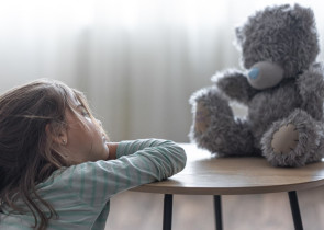 Neglijarea emotionala in copilarie si depresia la maturitate